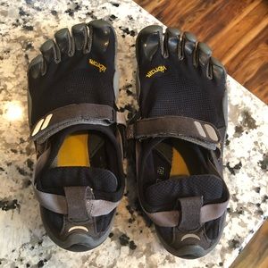 Vibram Fivefingers Treksport W4485 39 